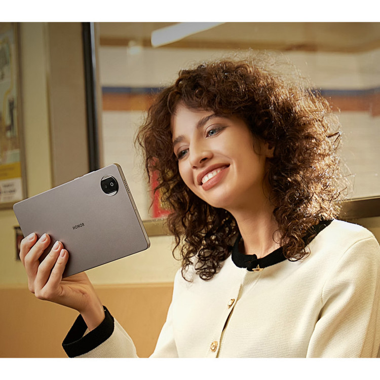 تبلت ۸.۷ اینچ آنر مدل Pad X7 Wi-Fi ظرفیت 128 گیگابایت و رم 4 گیگابایت، رزولوشن دوربین 8 مگاپیکسل - نسخه به همراه کاور